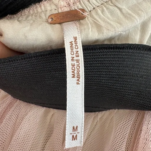 Free People Blush Pink Tiered Tulle Skirt Medium - Picture 3 of 4